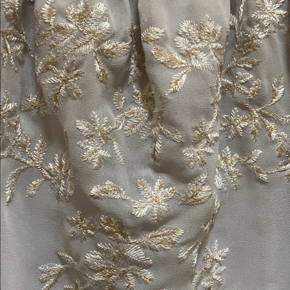 2 for $20 White House Black Market Blouse - Picture 2 of 4